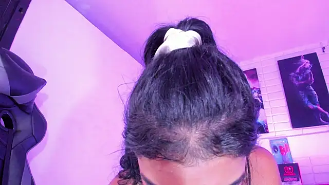 Snapshot of Alahia_Rodriguez chatting on February 17, 2025, 7:42 pm Alahia Rodriguez online show from February 17, 2025, 7:42 pm