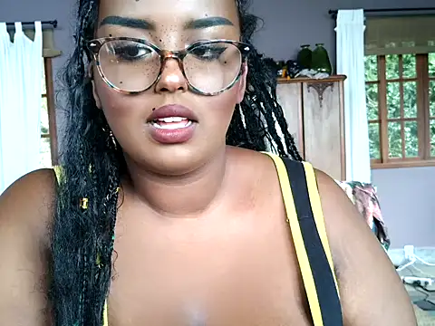 Snapshot of SiminFox chatting on April 6, 2026, 12:06 pm SiminFox online show from April 6, 2026, 12:06 pm