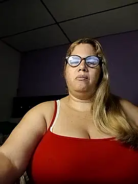 EllisW8 online show from January 8, 2026, 10:39 am