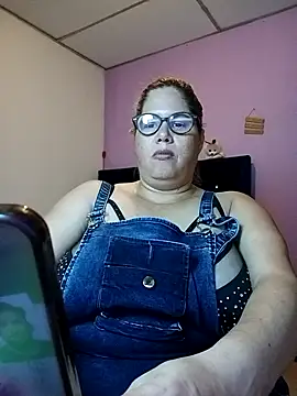 EllisW8 online show from January 11, 2026, 11:43 pm