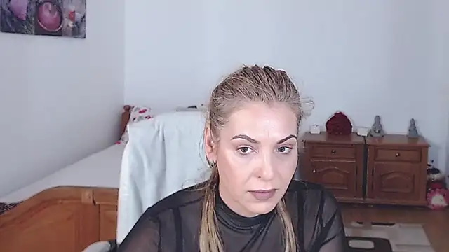 Snapshot of evamaria2024 chatting on January 10, 2025, 7:57 am evamaria2024 online show from January 10, 2025, 7:57 am