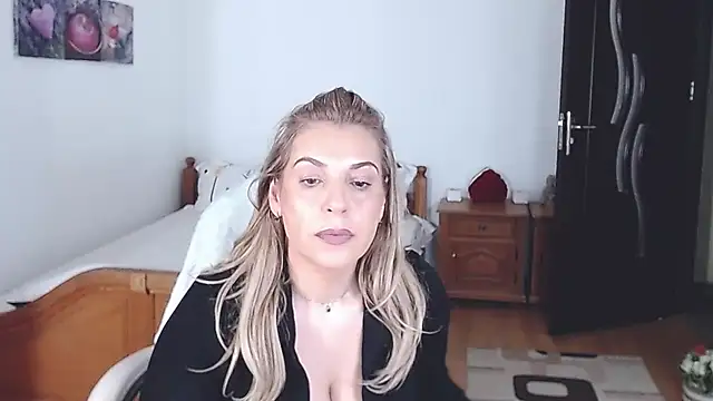 Snapshot of evamaria2024 chatting on January 17, 2025, 7:41 am evamaria2024 online show from January 17, 2025, 7:41 am