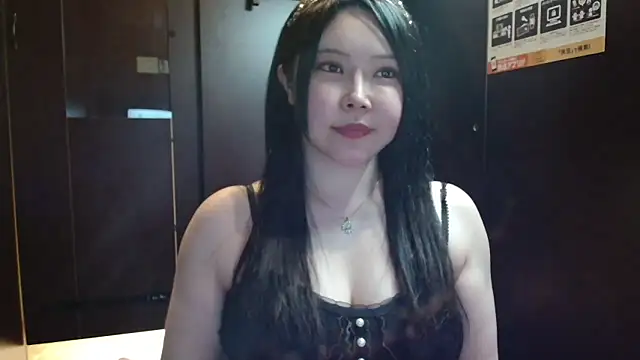 NATINATU252525 online show from June 14, 2026, 1:02 pm