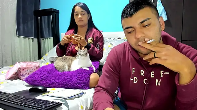 2ScarletandRyan8 online show from November 17, 2025, 9:59 am