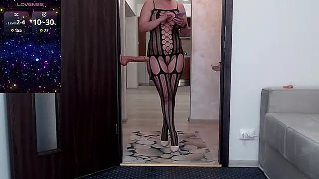 Snapshot of Carmela_fox chatting on February 22, 2025, 11:35 am Carmela fox online show from February 22, 2025, 11:35 am