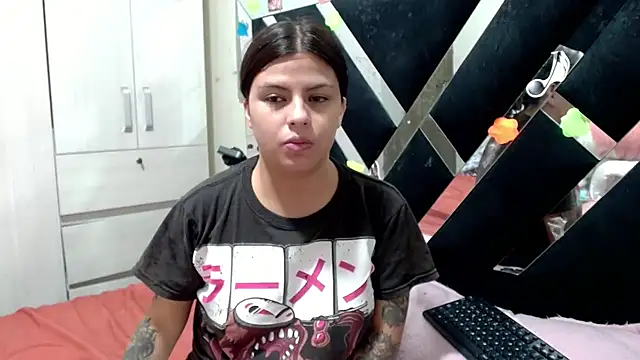 Snapshot of katery_wok11 chatting on June 18, 2026, 10:14 pm katery wok11 online show from June 18, 2026, 10:14 pm