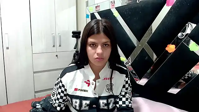 Snapshot of katery_wok11 chatting on June 23, 2026, 12:19 am katery wok11 online show from June 23, 2026, 12:19 am