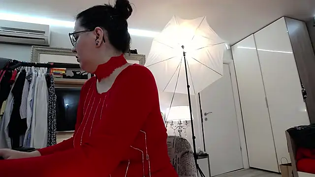 ILoveToFeelU online show from March 14, 2025, 8:17 pm