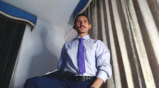 HomeAloneK online show from February 16, 2025, 7:38 pm