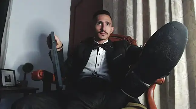 HomeAloneK online show from February 25, 2025, 7:36 pm