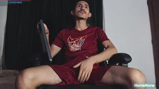 HomeAloneK online show from March 13, 2025, 7:17 pm