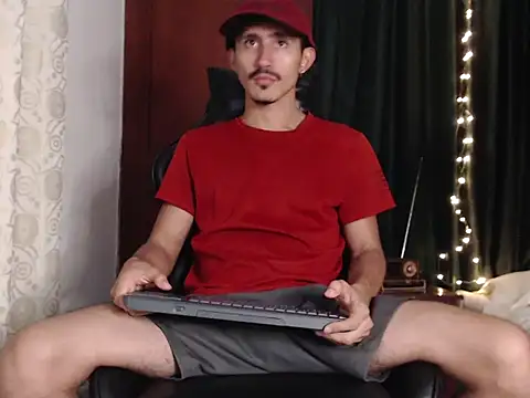 HomeAloneK online show from September 22, 2025, 7:16 pm