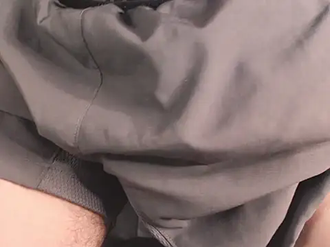 HomeAloneK online show from October 7, 2025, 7:33 pm