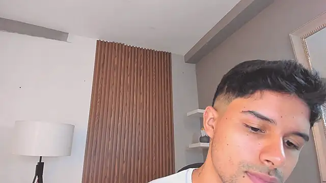 liam collins21 online show from February 2, 2025, 11:40 am