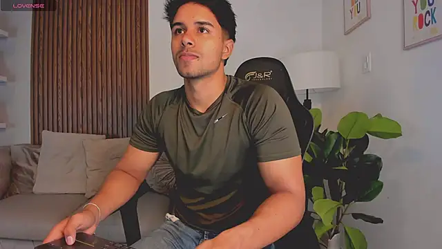 liam collins21 online show from October 3, 2025, 11:51 am