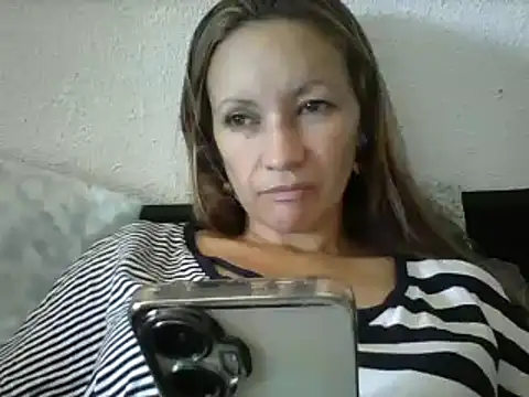 Paulita x3 online show from July 27, 2026, 9:05 am
