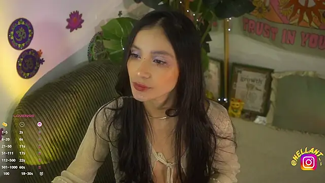 antonella maitt1 online show from September 11, 2025, 3:50 am