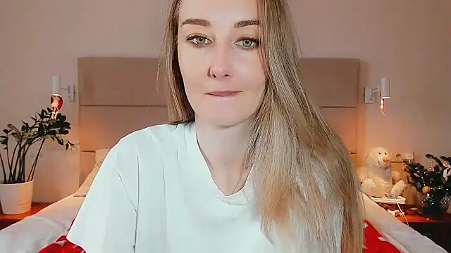 Snapshot of Maiami000 chatting on January 12, 2026, 11:59 am Maiami000 online show from January 12, 2026, 11:59 am