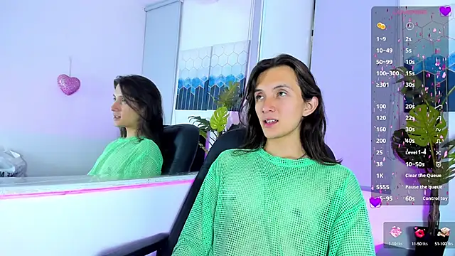 Feniix   online show from March 12, 2025, 3:35 am