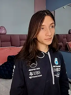 Feniix   online show from November 20, 2025, 4:34 am