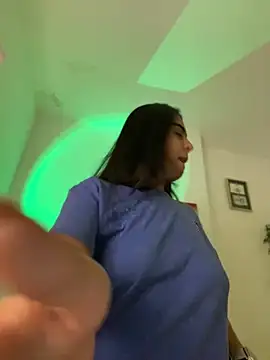 Alessiasex  online show from February 7, 2025, 2:04 pm