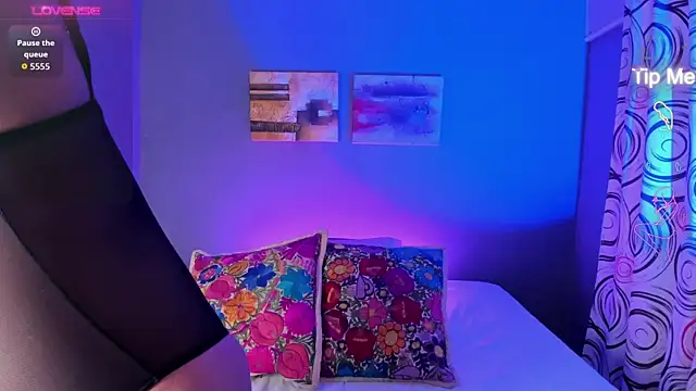 Snapshot of IsabellaSpencer chatting on October 23, 2025, 10:08 pm IsabellaSpencer online show from October 23, 2025, 10:08 pm