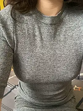 Ruby bear online show from February 2, 2025, 2:27 am