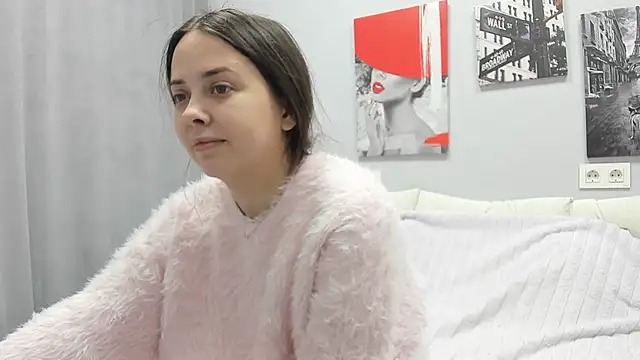 Tiny JuJu online show from March 17, 2026, 1:10 am