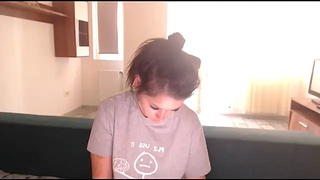 LovelyJulliette online show from March 14, 2025, 11:12 am