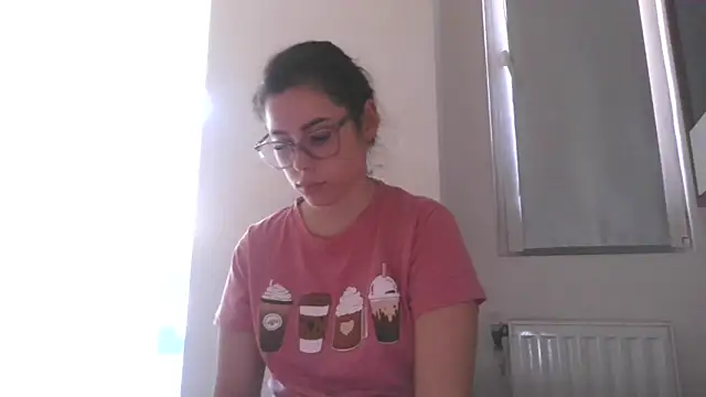 LovelyJulliette online show from October 31, 2025, 1:01 pm