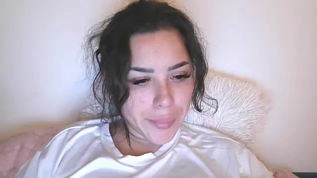 LovelyJulliette online show from November 6, 2025, 11:04 pm