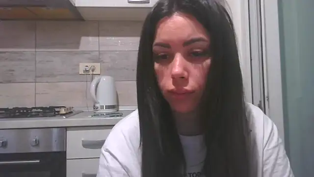 Snapshot of LovelyJulliette chatting on May 9, 2026, 12:32 pm LovelyJulliette online show from May 9, 2026, 12:32 pm
