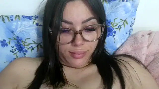 Snapshot of LovelyJulliette chatting on May 31, 2026, 6:31 pm LovelyJulliette online show from May 31, 2026, 6:31 pm