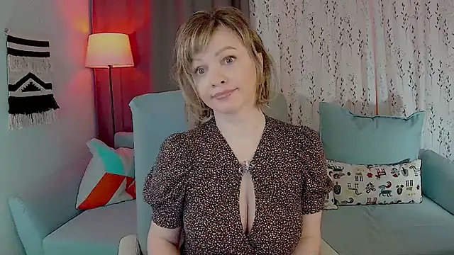 NandiSmile online show from March 11, 2026, 7:03 am