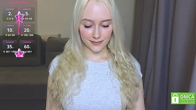 CaseyLabow online show from December 24, 2024, 3:58 pm