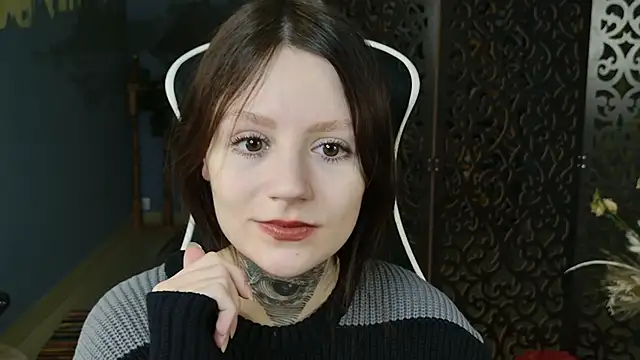 VeliraBraitberg online show from March 2, 2025, 12:01 pm