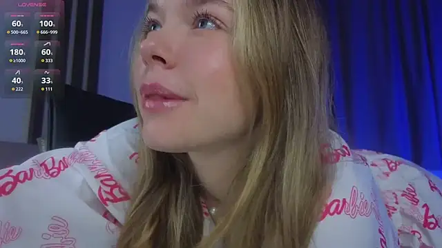 Snapshot of milly_shy chatting on January 15, 2026, 6:51 am milly shy online show from January 15, 2026, 6:51 am