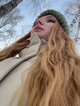 Snapshot of AmmyHot chatting on February 24, 2025, 9:43 am AmmyHot online show from February 24, 2025, 9:43 am