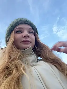 Snapshot of AmmyHot chatting on February 28, 2025, 4:21 am AmmyHot online show from February 28, 2025, 4:21 am