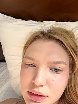 Snapshot of AmmyHot chatting on November 15, 2025, 3:59 am AmmyHot online show from November 15, 2025, 3:59 am