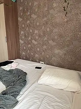 AmmyHot online show from February 20, 2026, 6:26 am