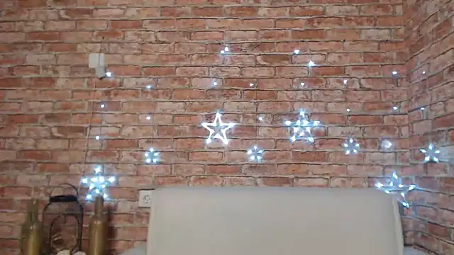 Amelia Kiss  online show from March 1, 2025, 12:50 am