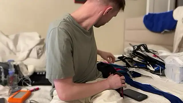 Snapshot of CupidZass chatting on February 1, 2025, 2:05 am CupidZass online show from February 1, 2025, 2:05 am