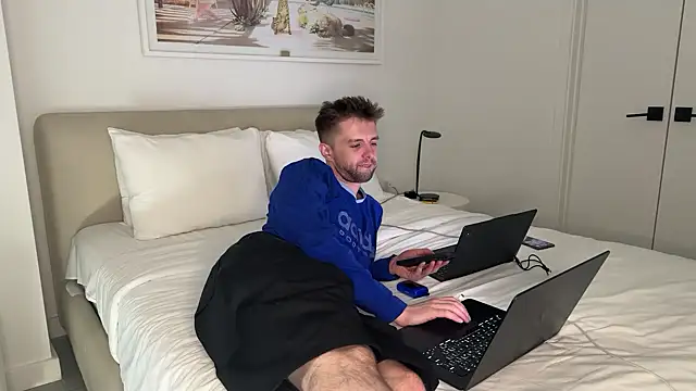 Snapshot of CupidZass chatting on February 6, 2025, 12:59 pm CupidZass online show from February 6, 2025, 12:59 pm