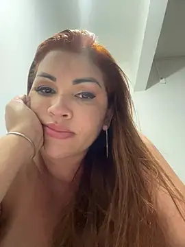 Snapshot of Bruninhaa34 chatting on February 12, 2025, 10:37 pm Bruninhaa34 online show from February 12, 2025, 10:37 pm