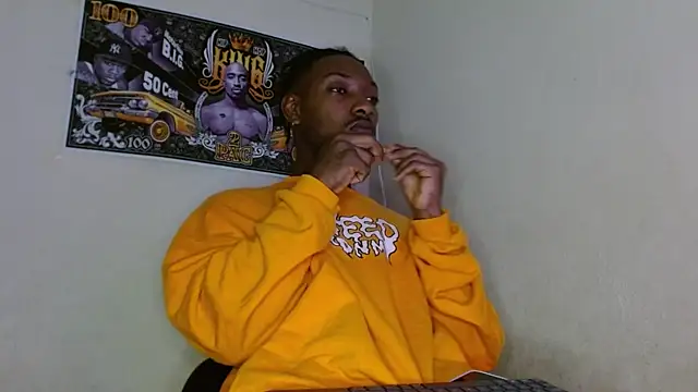 Snapshot of king__Black chatting on September 19, 2025, 9:32 am king Black online show from September 19, 2025, 9:32 am