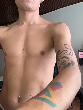 Snapshot of Amahd696 chatting on October 9, 2025, 3:21 pm Amahd696 online show from October 9, 2025, 3:21 pm