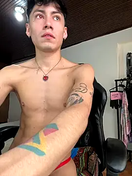 Snapshot of Amahd696 chatting on October 10, 2025, 2:16 pm Amahd696 online show from October 10, 2025, 2:16 pm