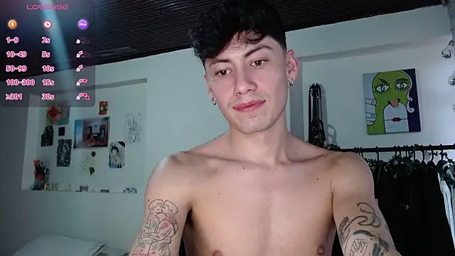 Snapshot of Amahd696 chatting on November 21, 2025, 10:19 pm Amahd696 online show from November 21, 2025, 10:19 pm