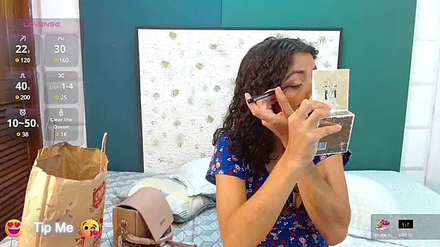 Snapshot of InkedSabrina chatting on February 8, 2025, 9:24 am InkedSabrina online show from February 8, 2025, 9:24 am